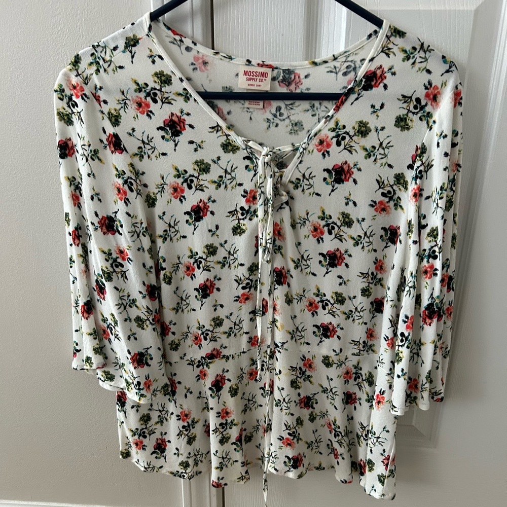 Mossimo White Floral Cropped Top Large